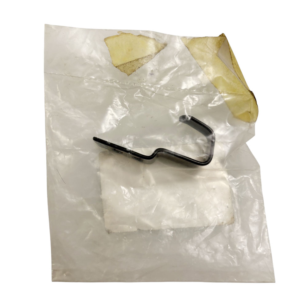 Load Space Cover Retaining Hook MXC7585LNF